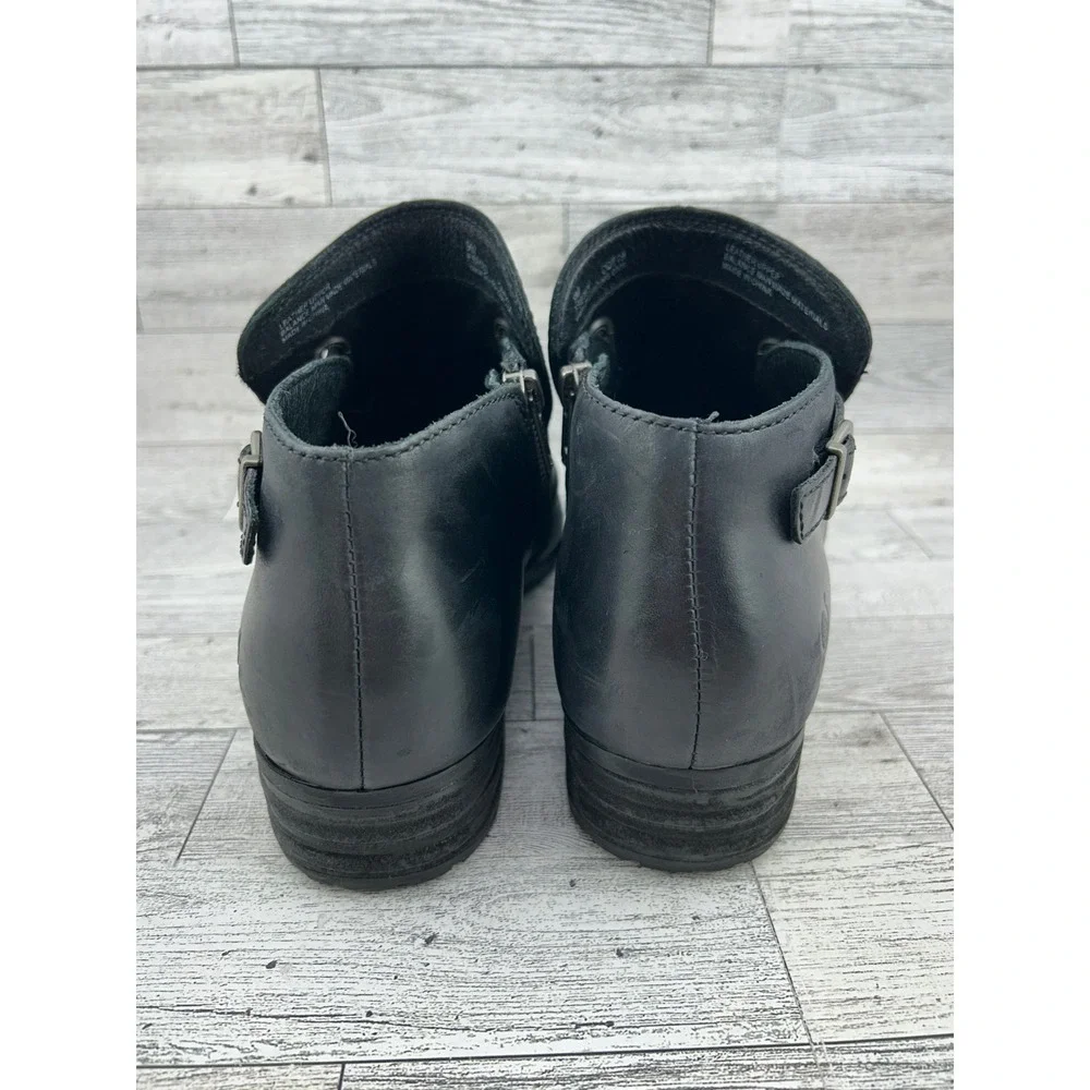 Born F52003 Black Leather Ankle Boots Womens 9M Buckle Strap Zip Lug Sole Bootie